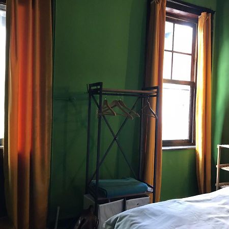 Hostel Titan House Izmir Zewnętrze zdjęcie