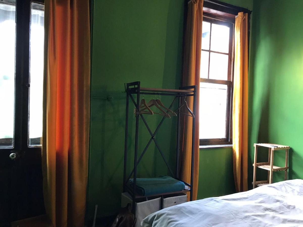Hostel Titan House Izmir Zewnętrze zdjęcie