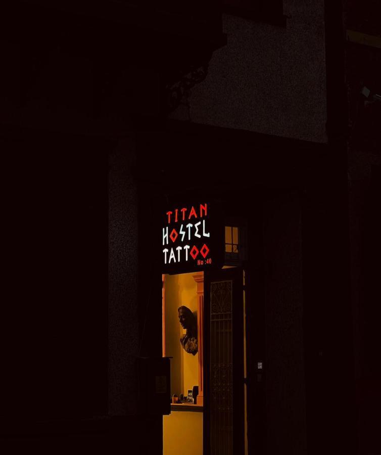Hostel Titan House Izmir Zewnętrze zdjęcie