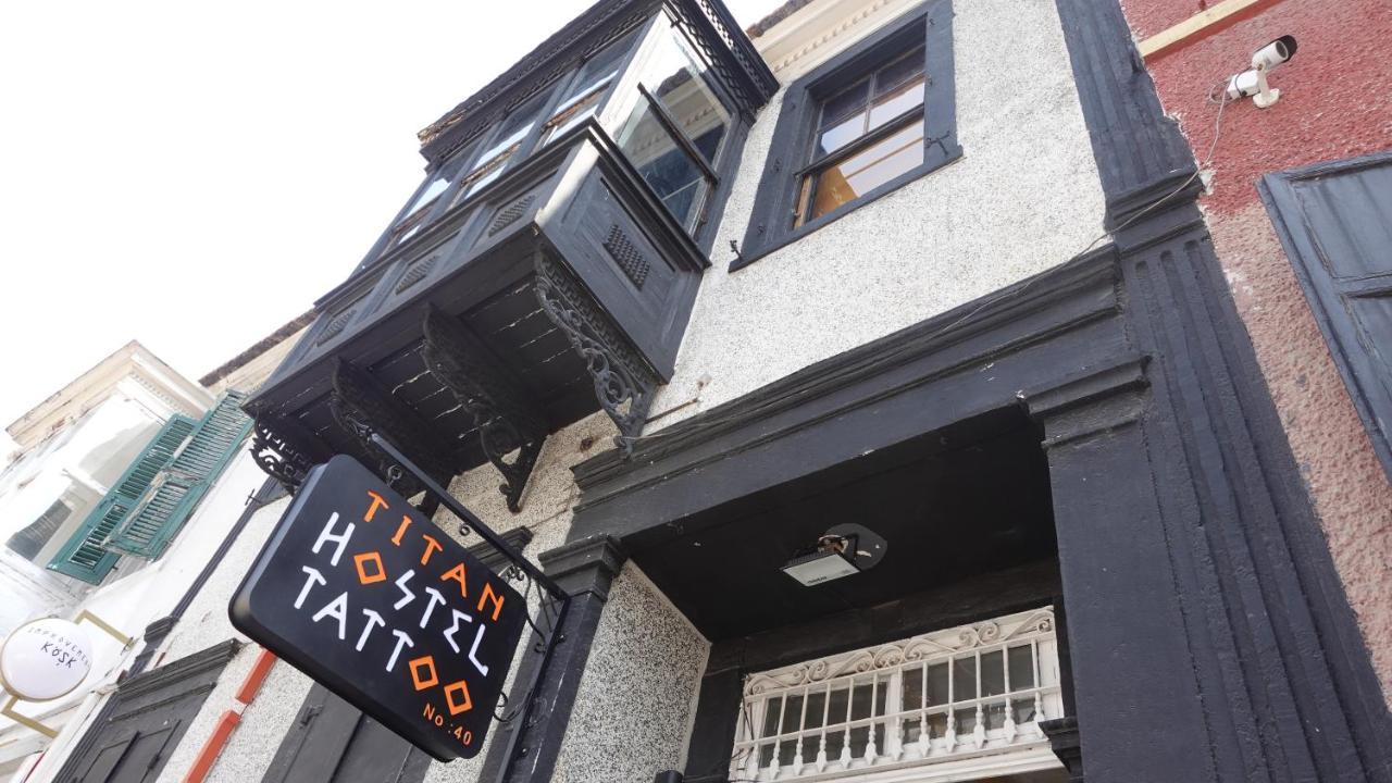 Hostel Titan House Izmir Zewnętrze zdjęcie
