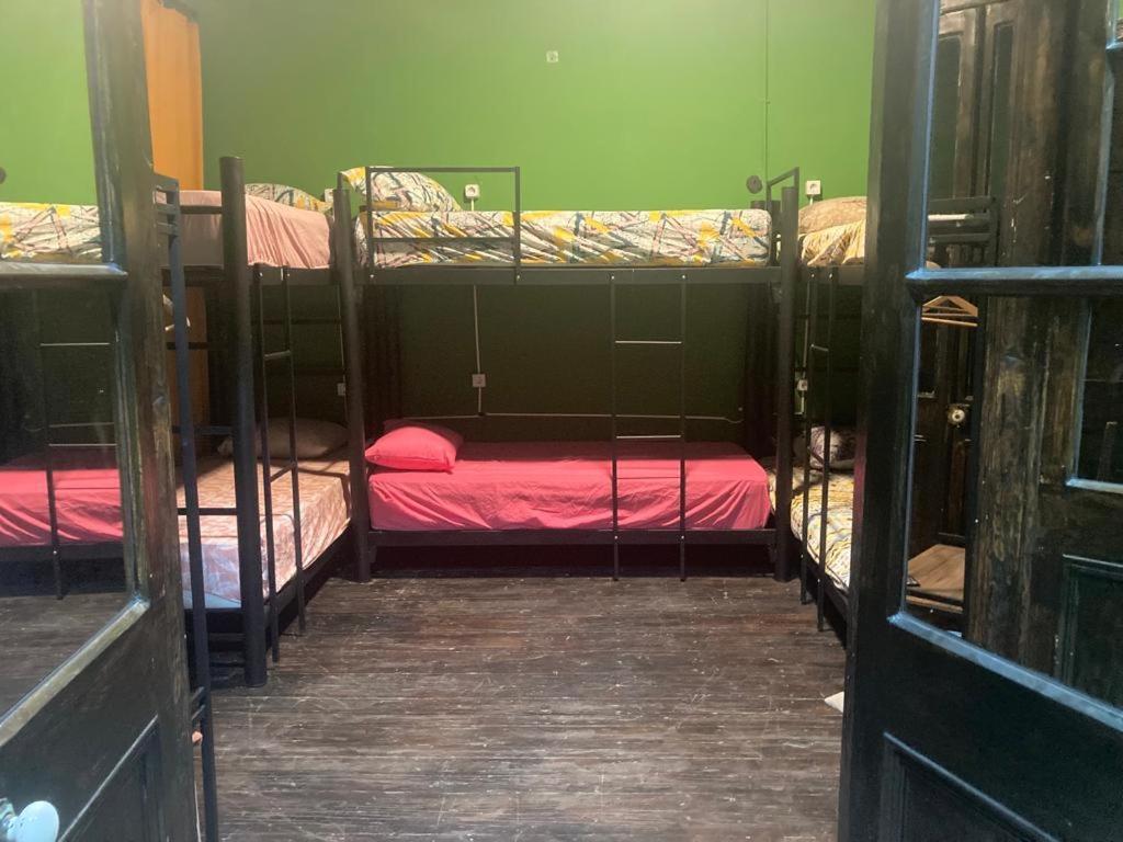 Hostel Titan House Izmir Zewnętrze zdjęcie
